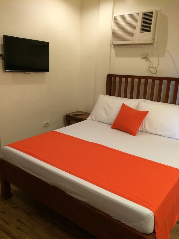 Bed and Breakfast Casa Roces Легаспи Номер фото