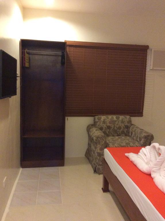 Bed and Breakfast Casa Roces Легаспи Номер фото